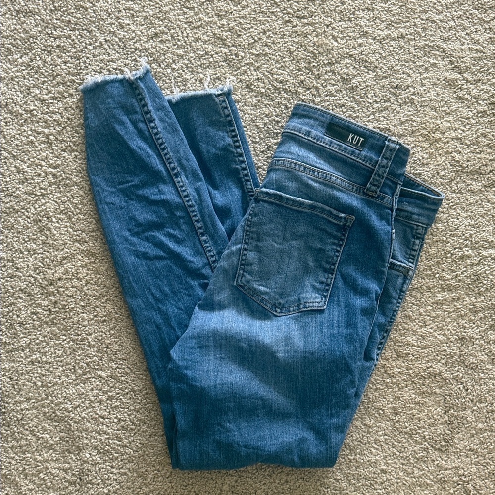 Kut from the Kloth Women's Skinny Jeans in Medium Blue - Picture 3 of 3